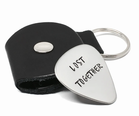CUSTOM LASER ENGRAVED GUITAR PICK W/ KEYCHAIN CASE